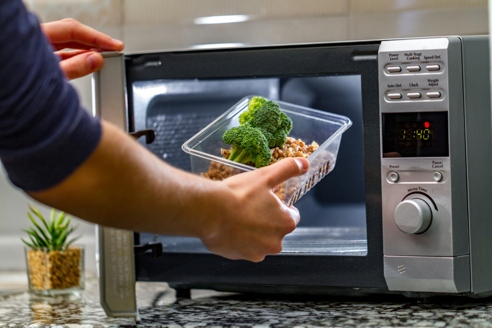 Is the microwave capable to kill the coronavirus?