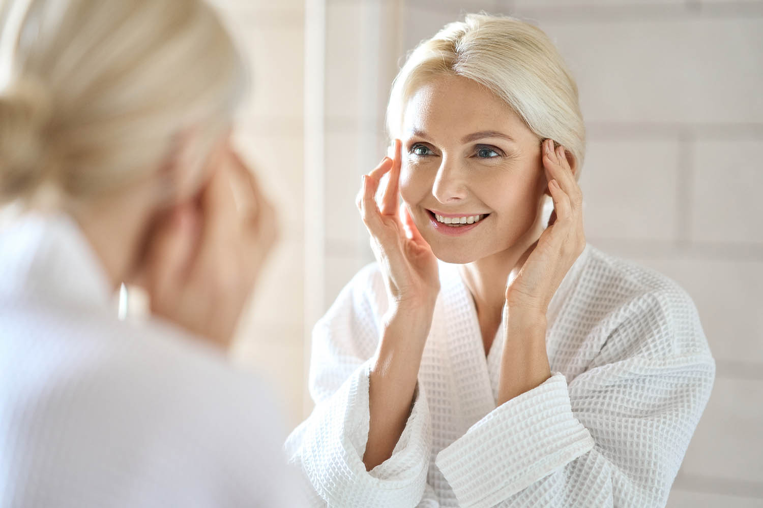 Menopause: How to Keep Your Face and Body Youthful – What You Need to Know About Modern Treatments
